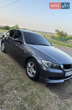 Седан BMW 3 Series 2005 в Николаеве