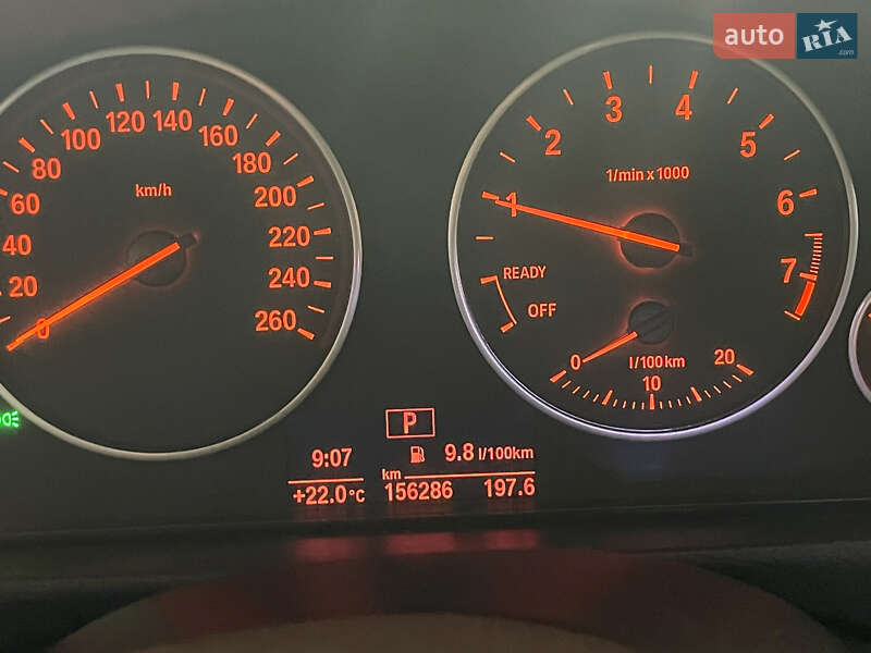 Седан BMW 3 Series 2012 в Львове