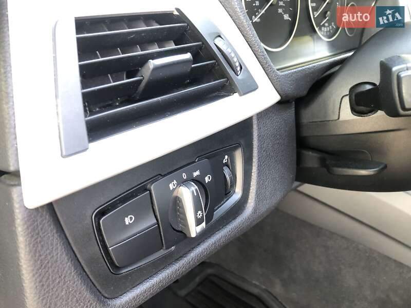Седан BMW 3 Series 2016 в Вінниці