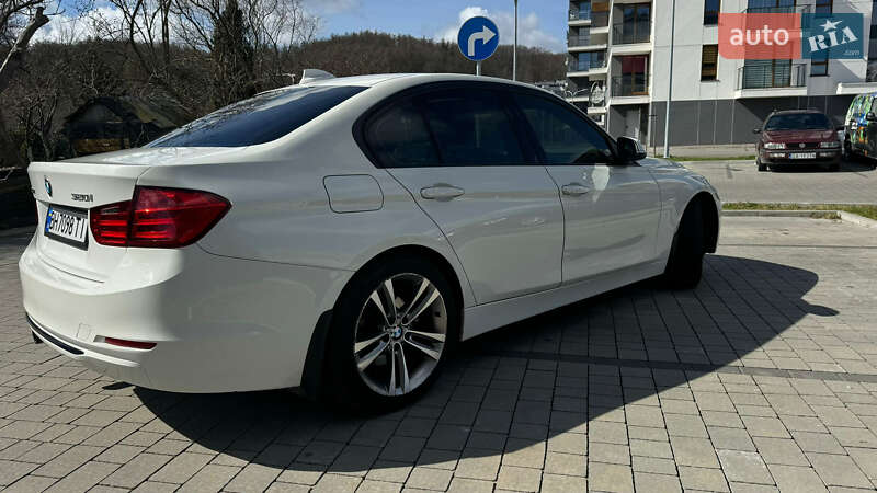 Седан BMW 3 Series 2015 в Дніпрі