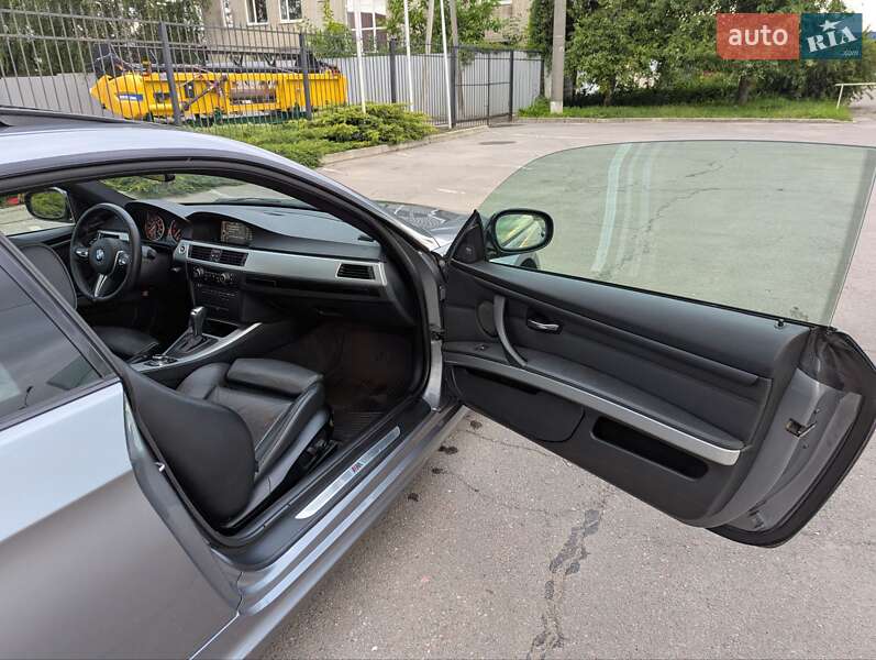 Купе BMW 3 Series 2010 в Киеве фото 16 Купе BMW 3 Series 2010 в Киеве