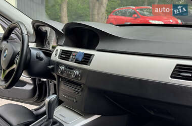 Универсал BMW 3 Series 2009 в 