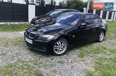 Седан BMW 3 Series 2005 в Городку