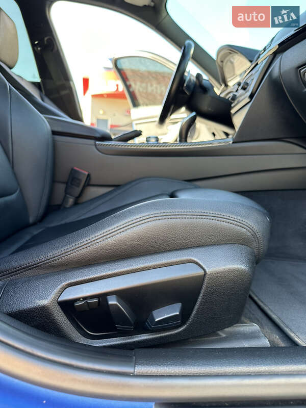 Седан BMW 3 Series 2012 в Бучачі
