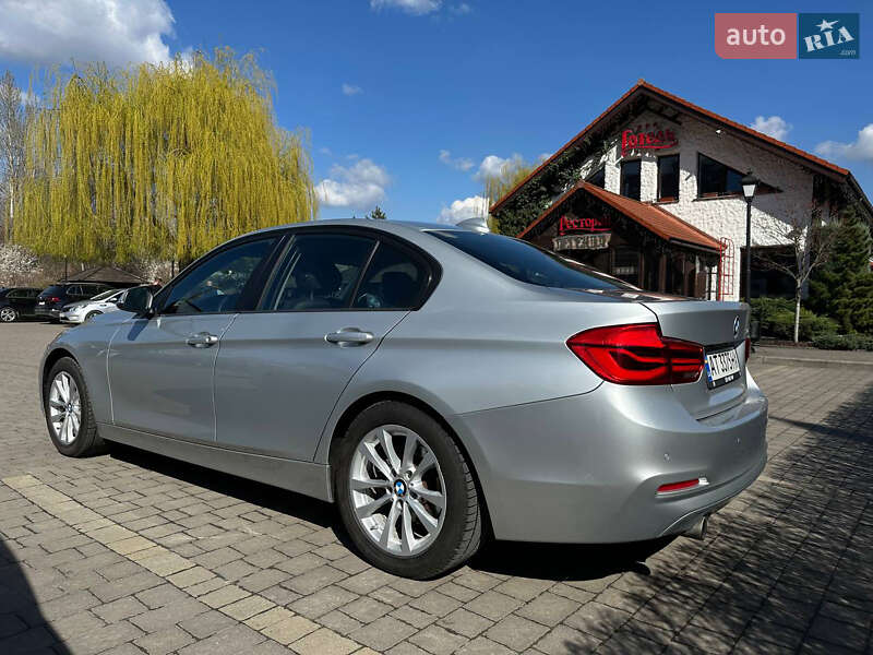 Седан BMW 3 Series 2016 в Івано-Франківську