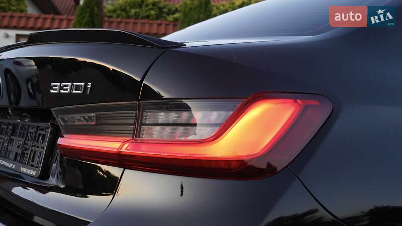 Седан BMW 3 Series 2019 в Одесі