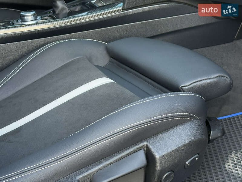 Універсал BMW 3 Series 2015 в Дрогобичі