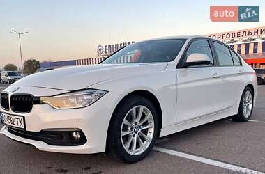 Седан BMW 3 Series 2015 в Львові