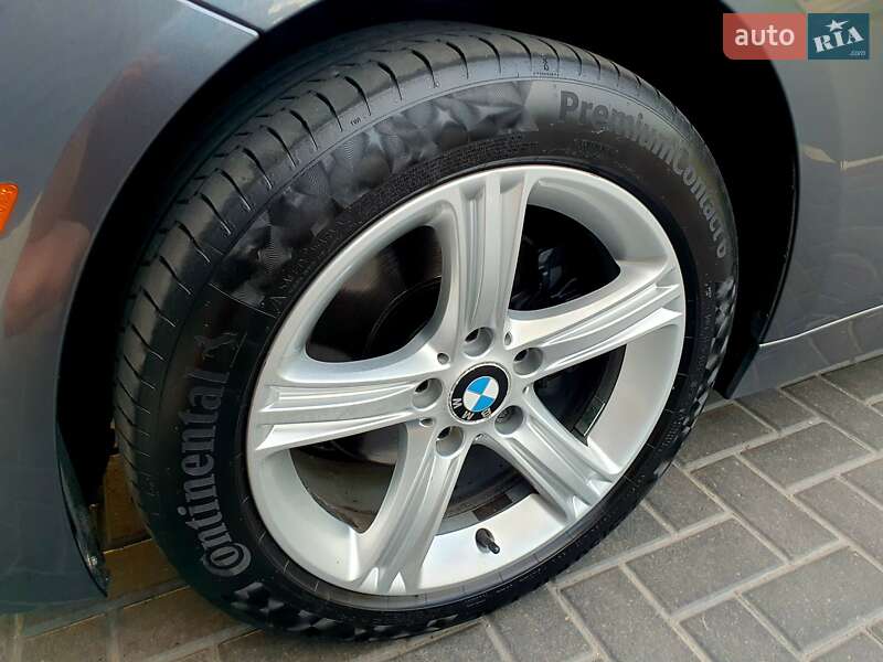 Седан BMW 3 Series 2014 в Кропивницькому