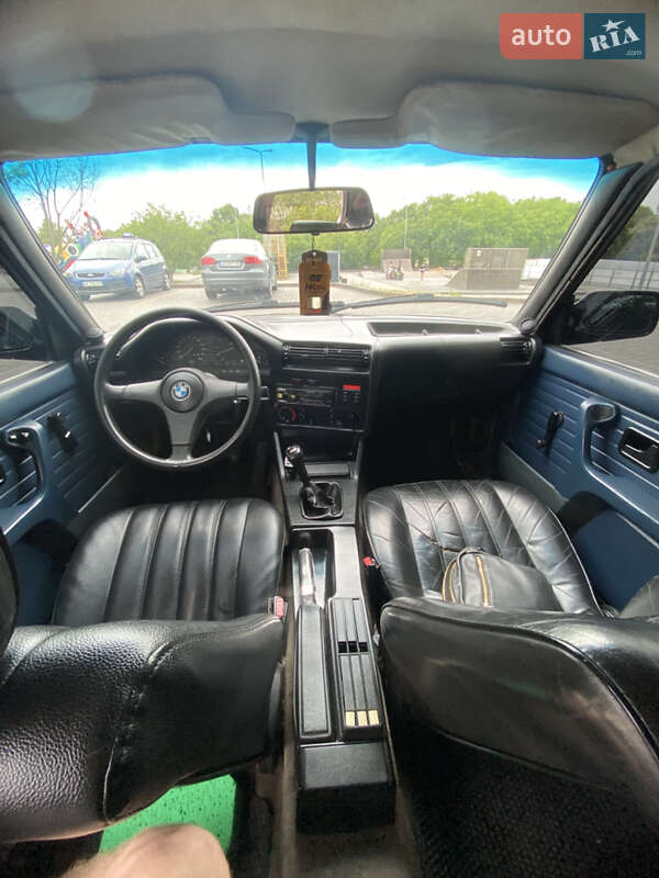 Седан BMW 3 Series 1986 в Каменском фото 7 Седан BMW 3 Series 1986 в Каменском