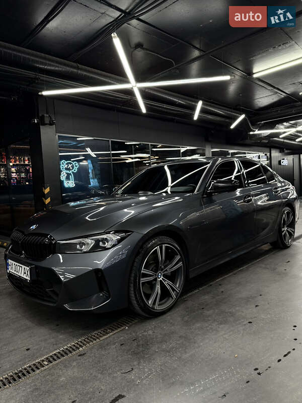 Седан BMW 3 Series 2021 в 