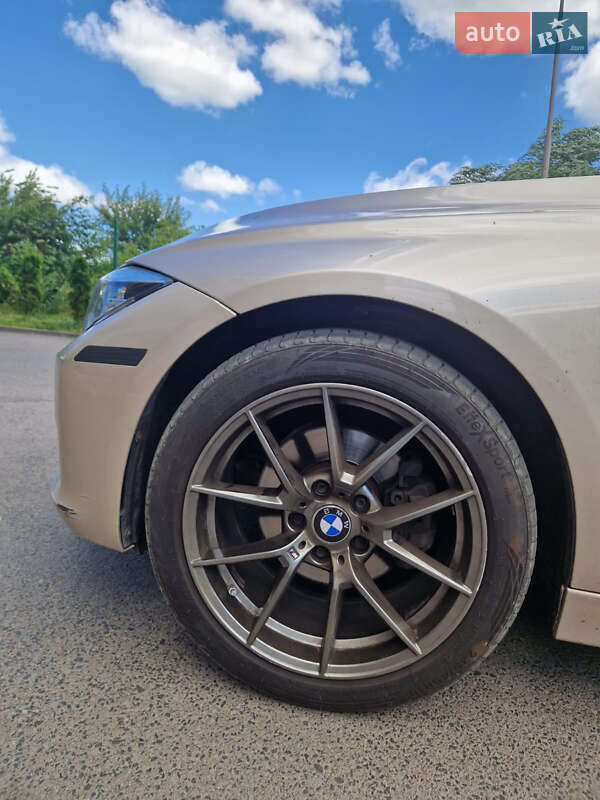 Седан BMW 3 Series 2012 в Києві
