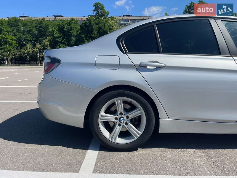 Седан BMW 3 Series 2012 в Киеве фото 16 Седан BMW 3 Series 2012 в Киеве