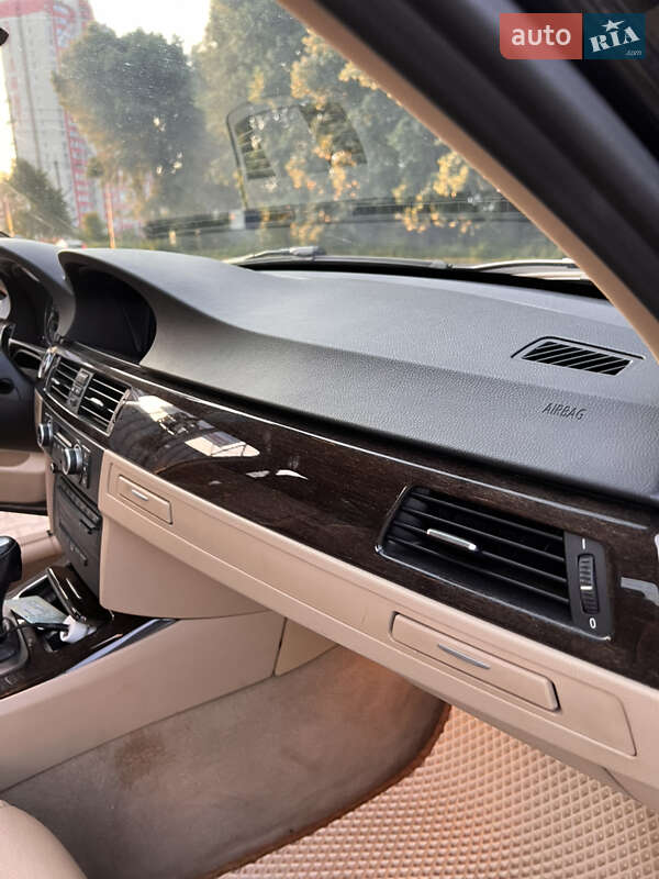 Седан BMW 3 Series 2011 в Броварах