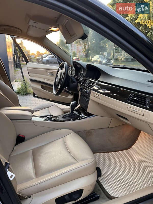 Седан BMW 3 Series 2011 в Броварах