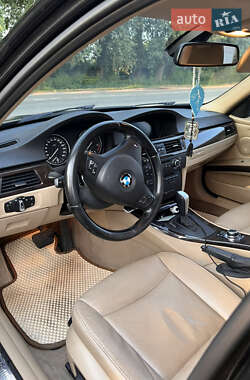 Седан BMW 3 Series 2011 в 