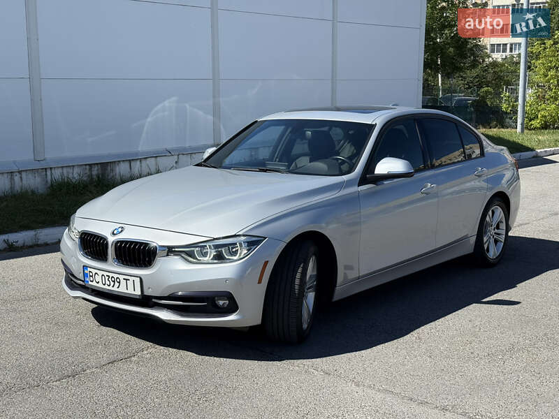 Седан BMW 3 Series 2015 в Львові