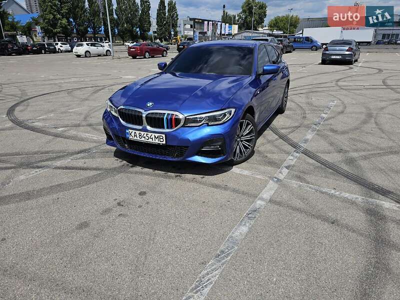 Седан BMW 3 Series 2022 в Києві