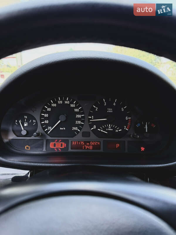 Універсал BMW 3 Series 2001 в Білій Церкві фото 22 Універсал BMW 3 Series 2001 в Білій Церкві