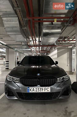 Седан BMW 3 Series 2019 в Киеве