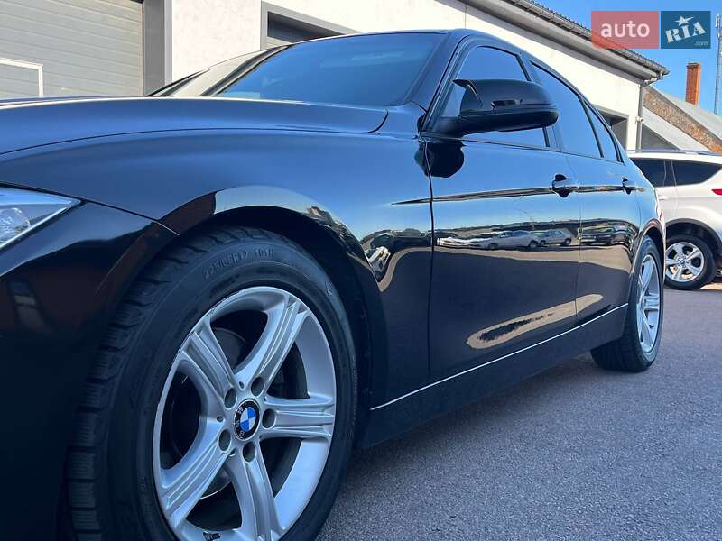 Седан BMW 3 Series 2013 в Житомире