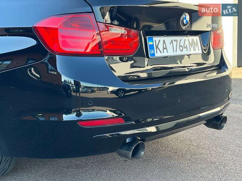 Седан BMW 3 Series 2013 в Житомире