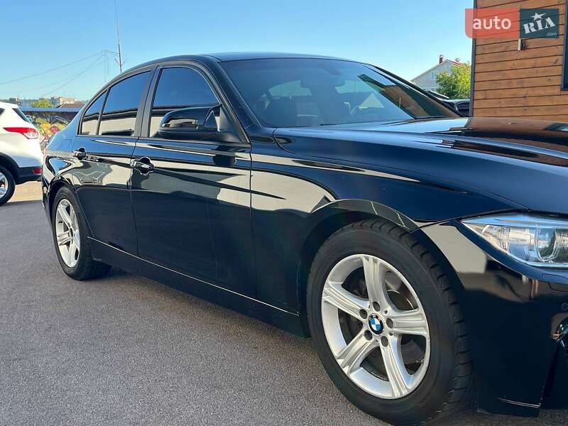 Седан BMW 3 Series 2013 в Житомире