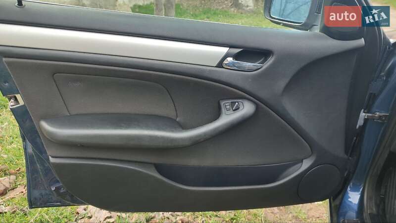 Седан BMW 3 Series 2004 в Одесі