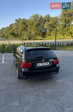 Универсал BMW 3 Series 2010 в 
