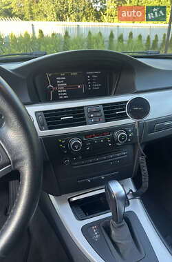 Универсал BMW 3 Series 2010 в 