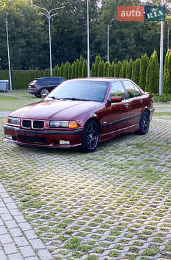 Седан BMW 3 Series 1994 в Харькове
