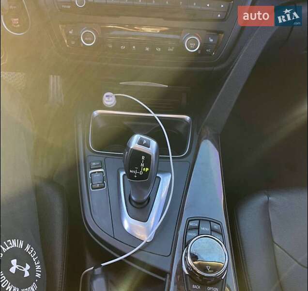 Седан BMW 3 Series 2012 в Львове