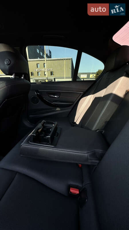 Седан BMW 3 Series 2012 в Киеве