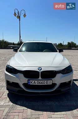 Седан BMW 3 Series 2017 в Харкові