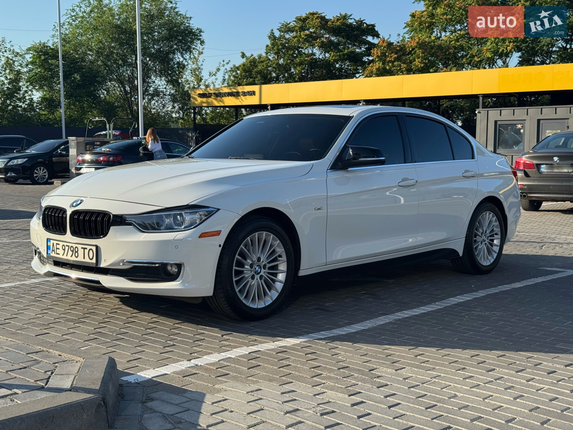 2012 BMW 3er - мініатюра 2