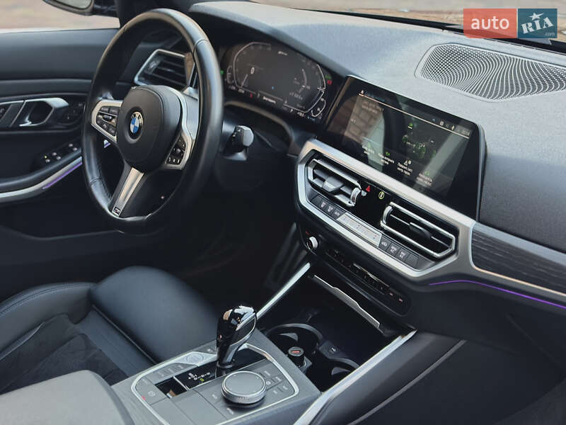 Седан BMW 3 Series 2022 в Білій Церкві