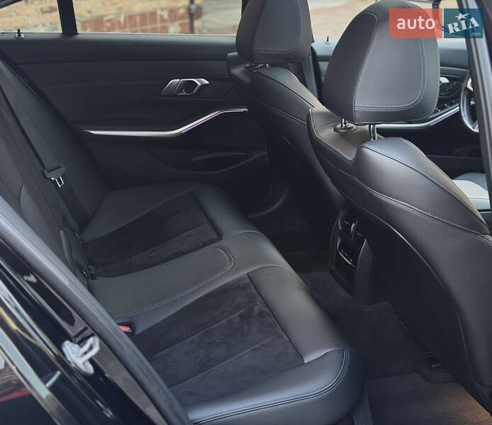 Седан BMW 3 Series 2022 в Білій Церкві