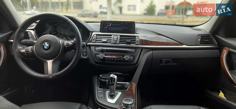 Седан BMW 3 Series 2013 в Виннице