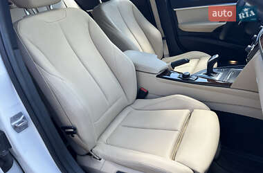Седан BMW 3 Series 2017 в 
