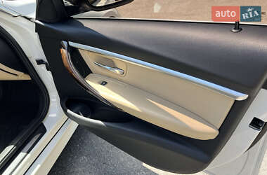 Седан BMW 3 Series 2017 в 