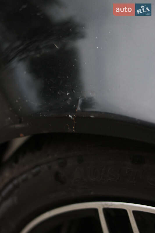 Седан BMW 3 Series 2004 в Корце фото 38 Седан BMW 3 Series 2004 в Корце