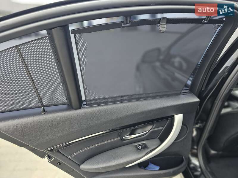 Седан BMW 3 Series 2016 в Хмельницькому