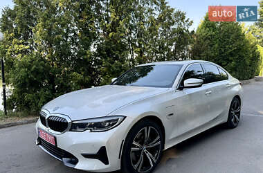 Седан BMW 3 Series 2021 в 