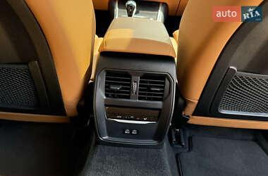 Седан BMW 3 Series 2021 в 