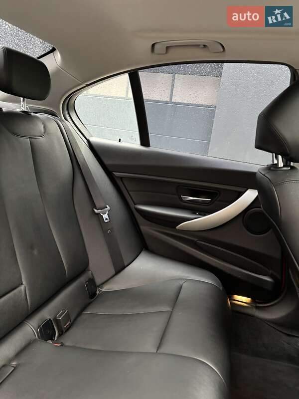 Седан BMW 3 Series 2013 в Киеве
