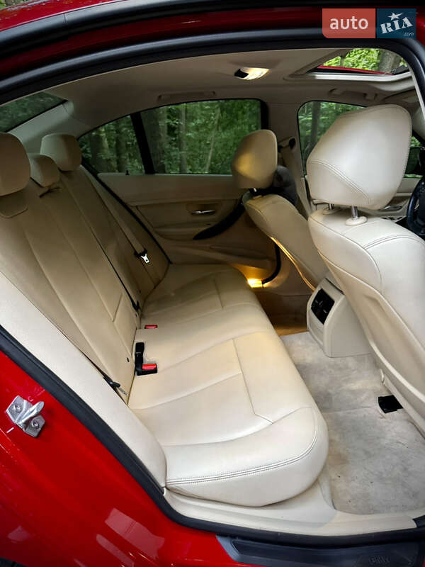 Седан BMW 3 Series 2015 в Києві фото 24 Седан BMW 3 Series 2015 в Києві