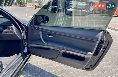 Купе BMW 3 Series 2010 в 