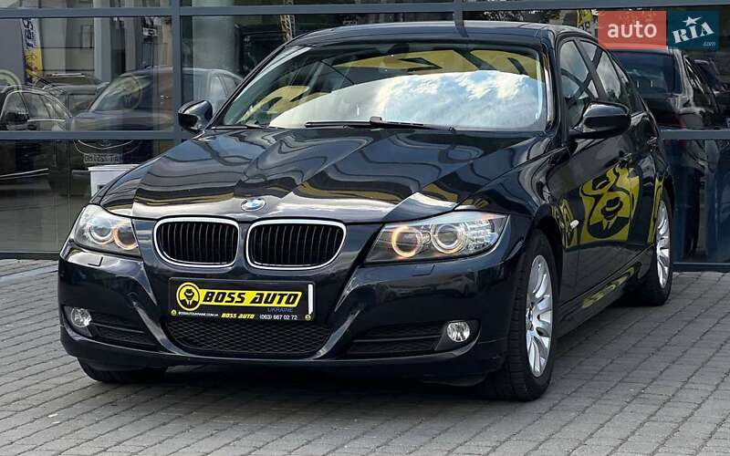 Седан BMW 3 Series 2009 в Ивано-Франковске