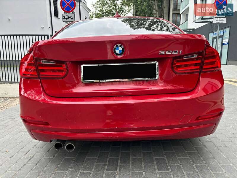 Седан BMW 3 Series 2013 в Киеве