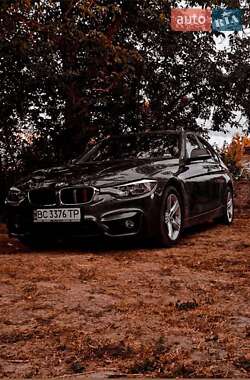 Седан BMW 3 Series 2015 в Львові
